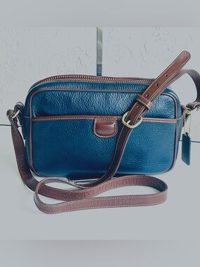 ♦️HOST PICK♦️ VINTAGE COACH SHERIDAN CHARLESTON NAVY BLUE BROWN LEATHER TRIM